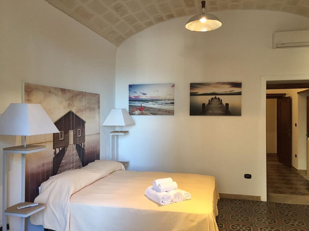 Hotel Plaza Taranto Esterno foto